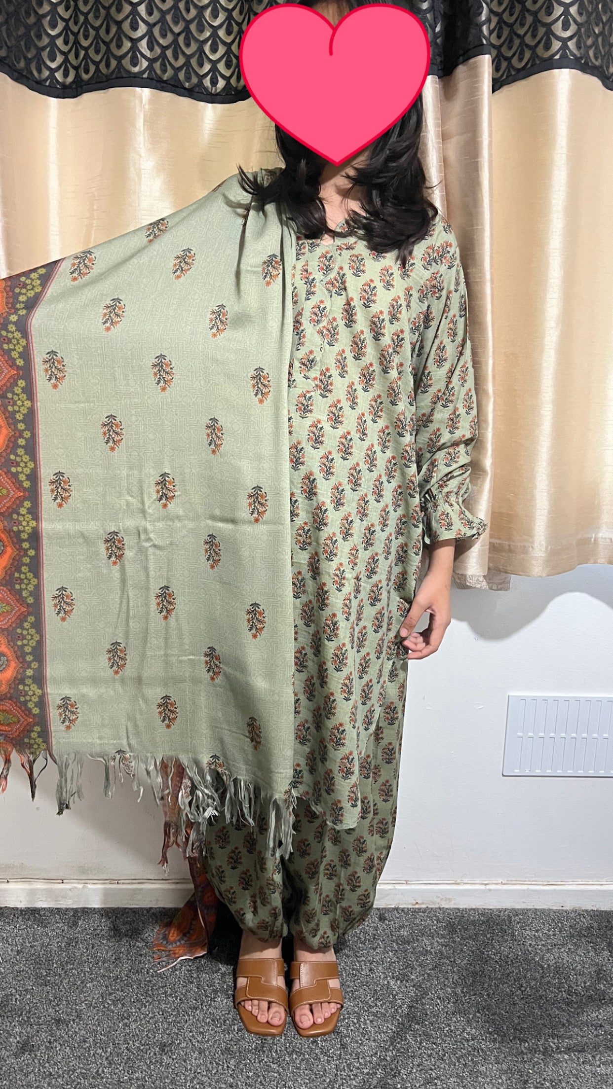 3 PC KHADDAR PRINTED SHALWAR KAMEEZ AND SHAWL