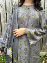 3 PC MARINA PRINTED SHALWAR KAMEEZ AND SHAWL