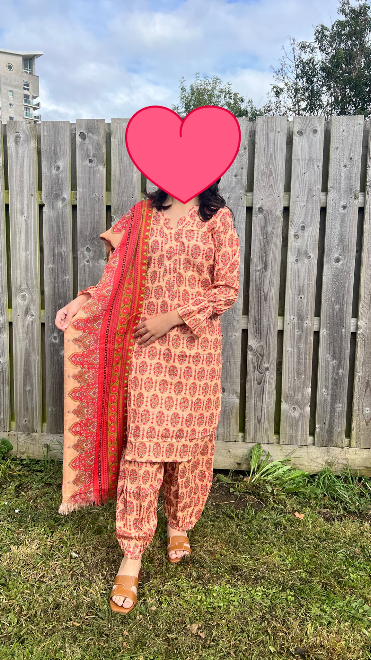 3 PC KHADDAR KAMEEZ , TULIP SHALWAR AND SHAWL