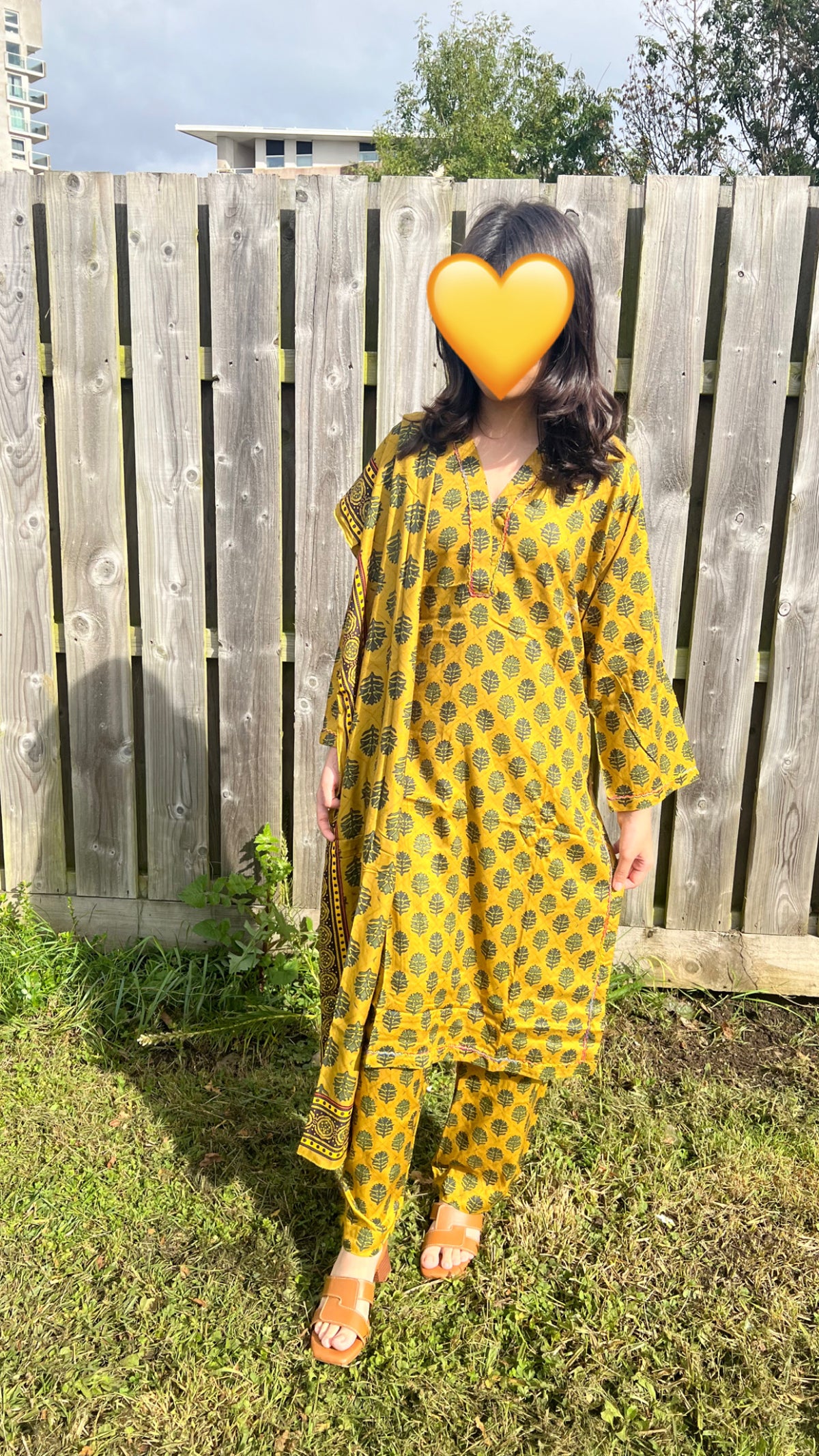 3 PC MARINA, KAMEEZ TRIUSERS AND SHAWL