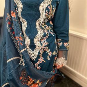 CRIMSON INSPIRED LAWN EMBROIDERED KAMEEZ WITH TROUSER AND SILK DUPATTA Traditional Womenswear Suit pakistani wedding