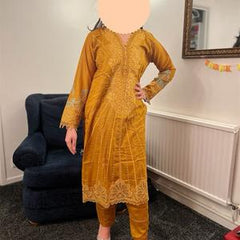 CRIMSON INSPIRED LAWN EMBROIDERED KAMEEZ WITH TROUSER AND SILK DUPATTA Womenswear Comfort pakistani clothes - Eid collection  Traditional Dress Suit Long Sleeve